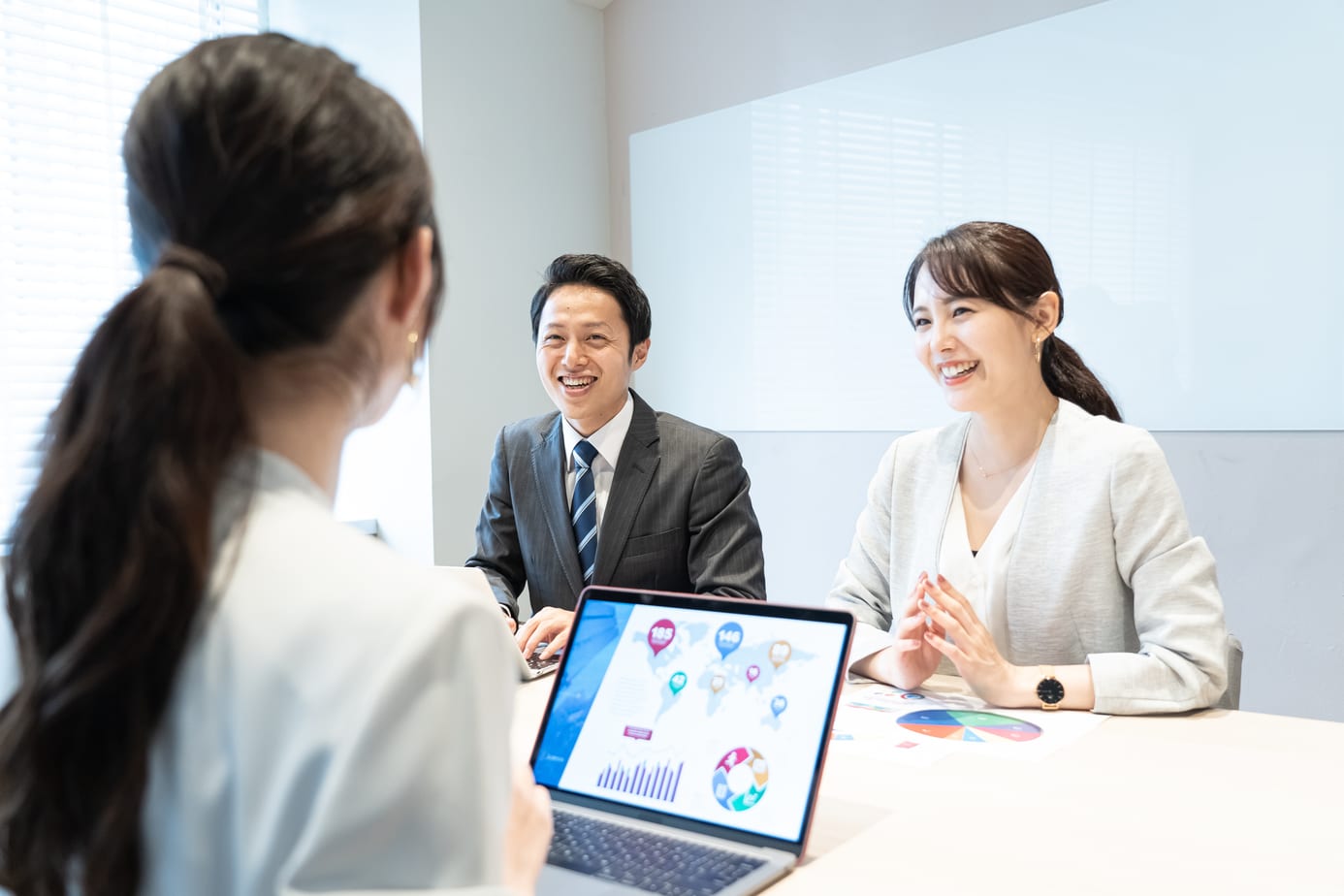 kintoneアプリ作成の基本｜5つの方法と業務別のアプリ例